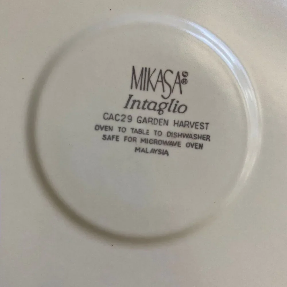 Mikasa Intaglio CAC29 Garden Harvest Classic Large Size Serving Platter, 14.25